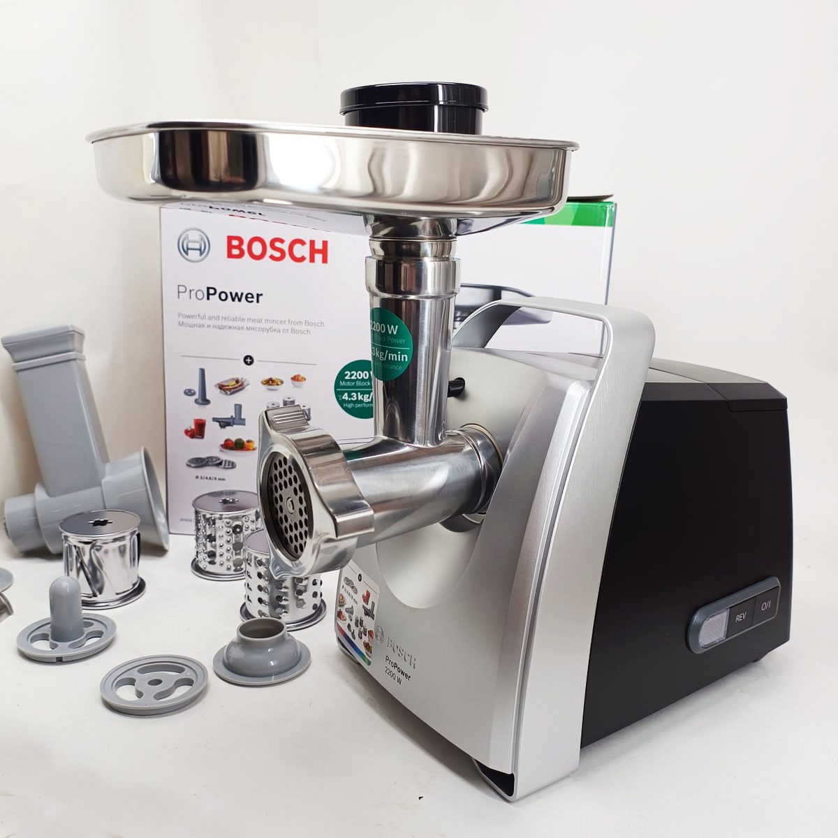 Мясорубка BOSCH MFW68660
